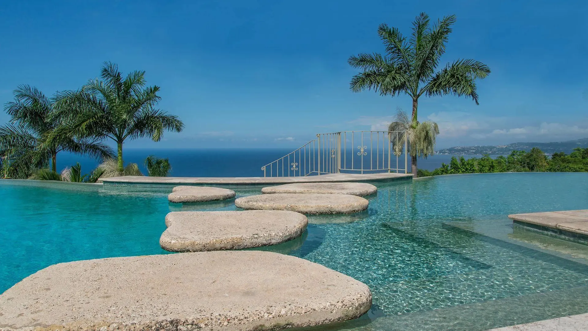 Silent Waters Villa Montego Bay Hopewell